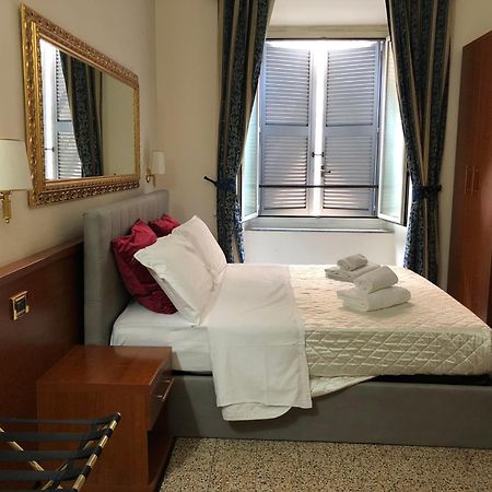 A Rosmini Suites Rome Extérieur photo